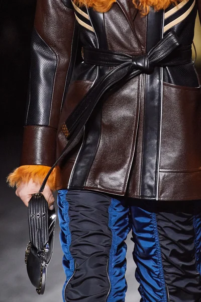 Look 73